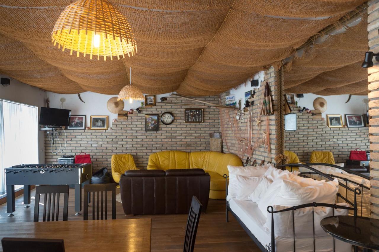 Resort Haus Toma Чезарица Экстерьер фото
