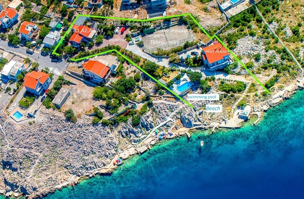 Resort Haus Toma Чезарица Экстерьер фото
