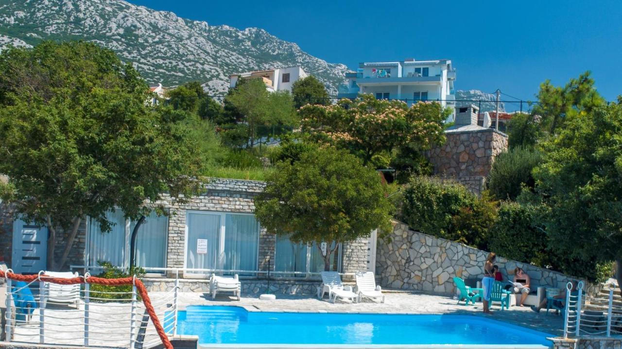 Resort Haus Toma Чезарица Экстерьер фото
