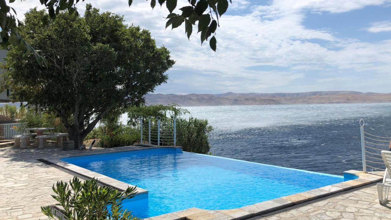 Resort Haus Toma Чезарица Экстерьер фото