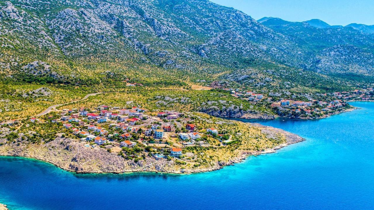 Resort Haus Toma Чезарица Экстерьер фото