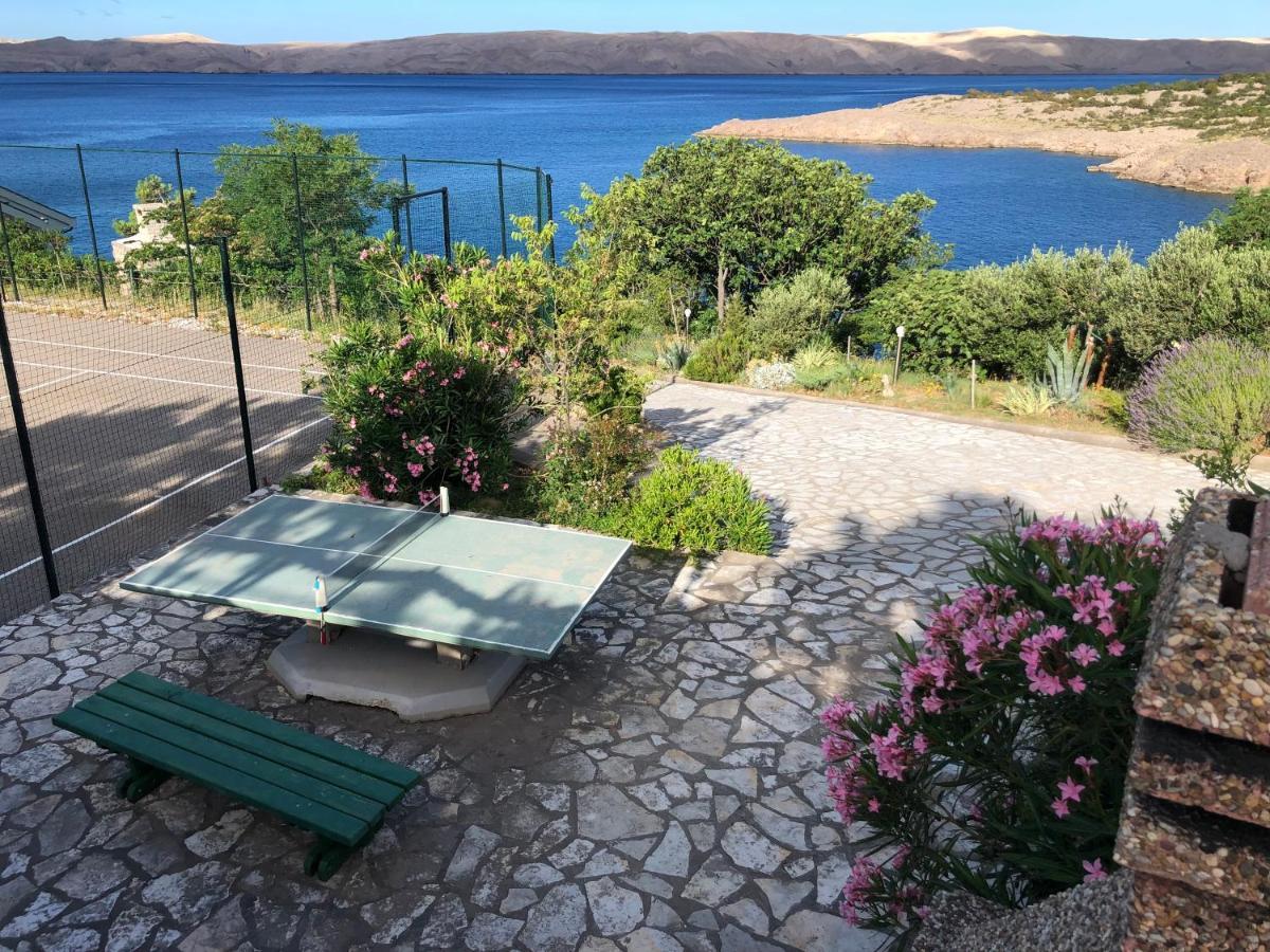 Resort Haus Toma Чезарица Экстерьер фото