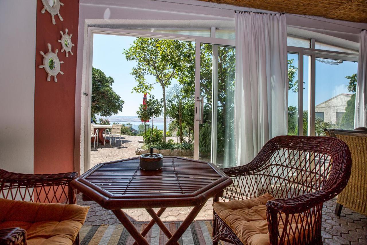 Resort Haus Toma Чезарица Экстерьер фото